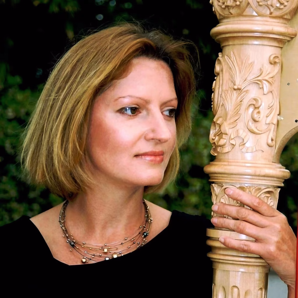 harp teacher portrait - K&M Music Company Music Lessons for Kids and Adults in San Diego